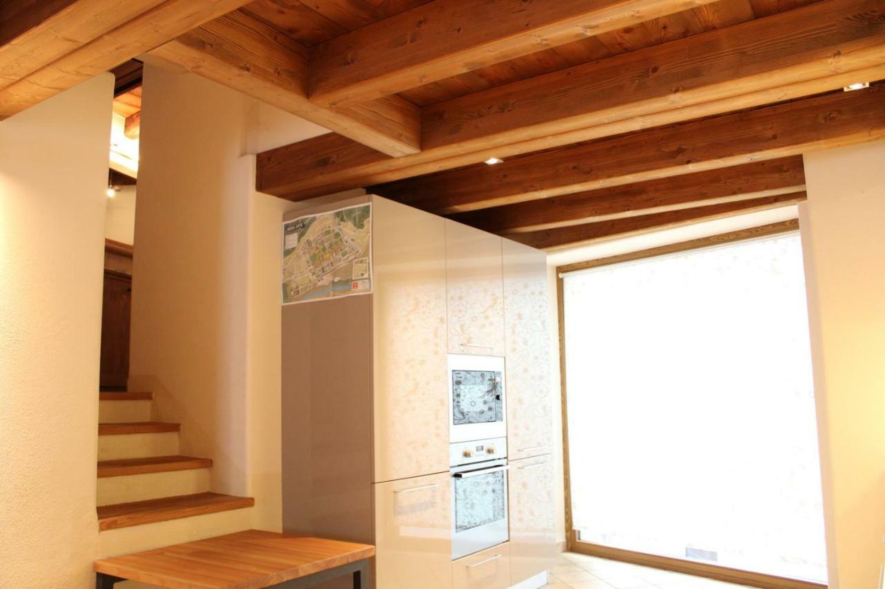 L'Atelier Du Temps - Les Greniers Appartements Aosta Exterior photo
