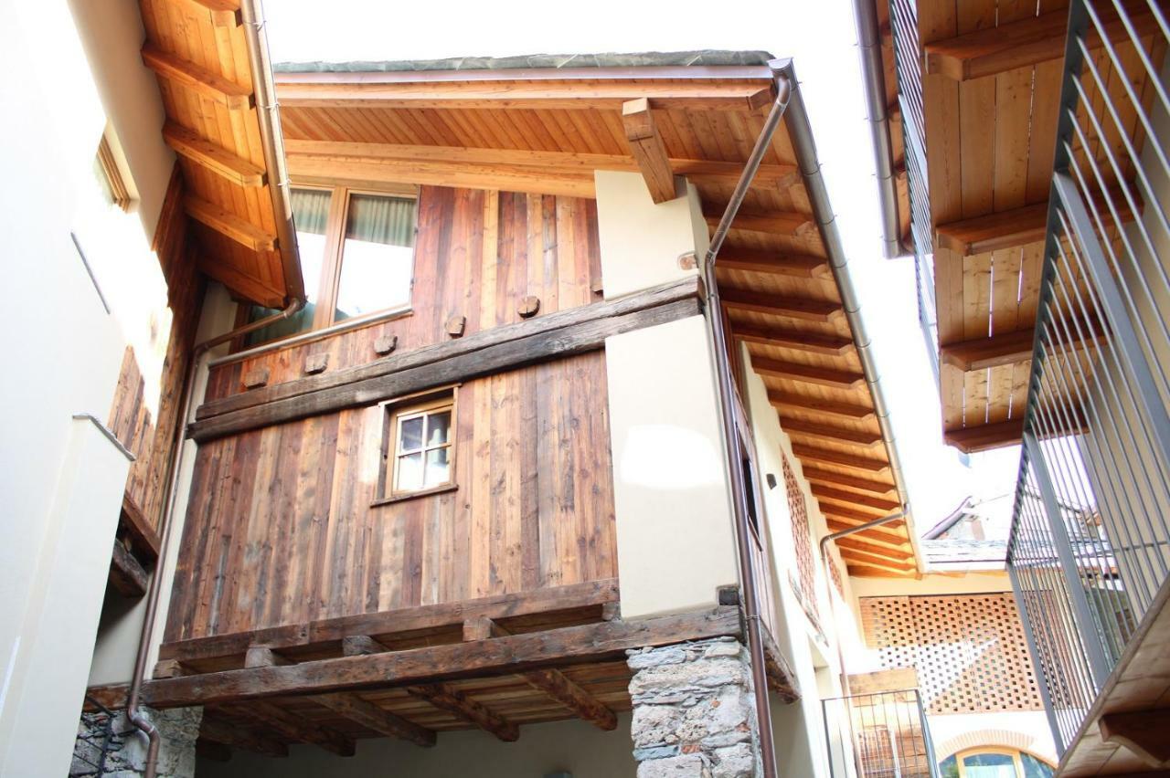 L'Atelier Du Temps - Les Greniers Appartements Aosta Exterior photo