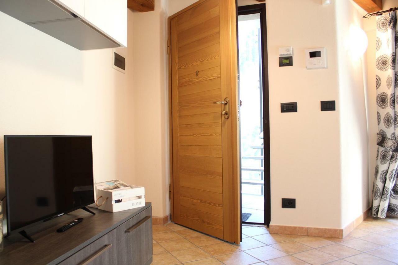 L'Atelier Du Temps - Les Greniers Appartements Aosta Exterior photo